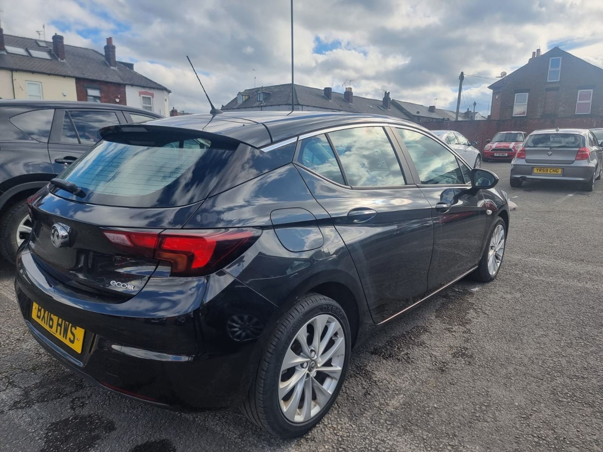 BX16 HWS VAUXHALL ASTRA 1.0T 12V 105 E/F DESIGN Hatchback.   Date of registration: 09/03/2016 - Image 4 of 8