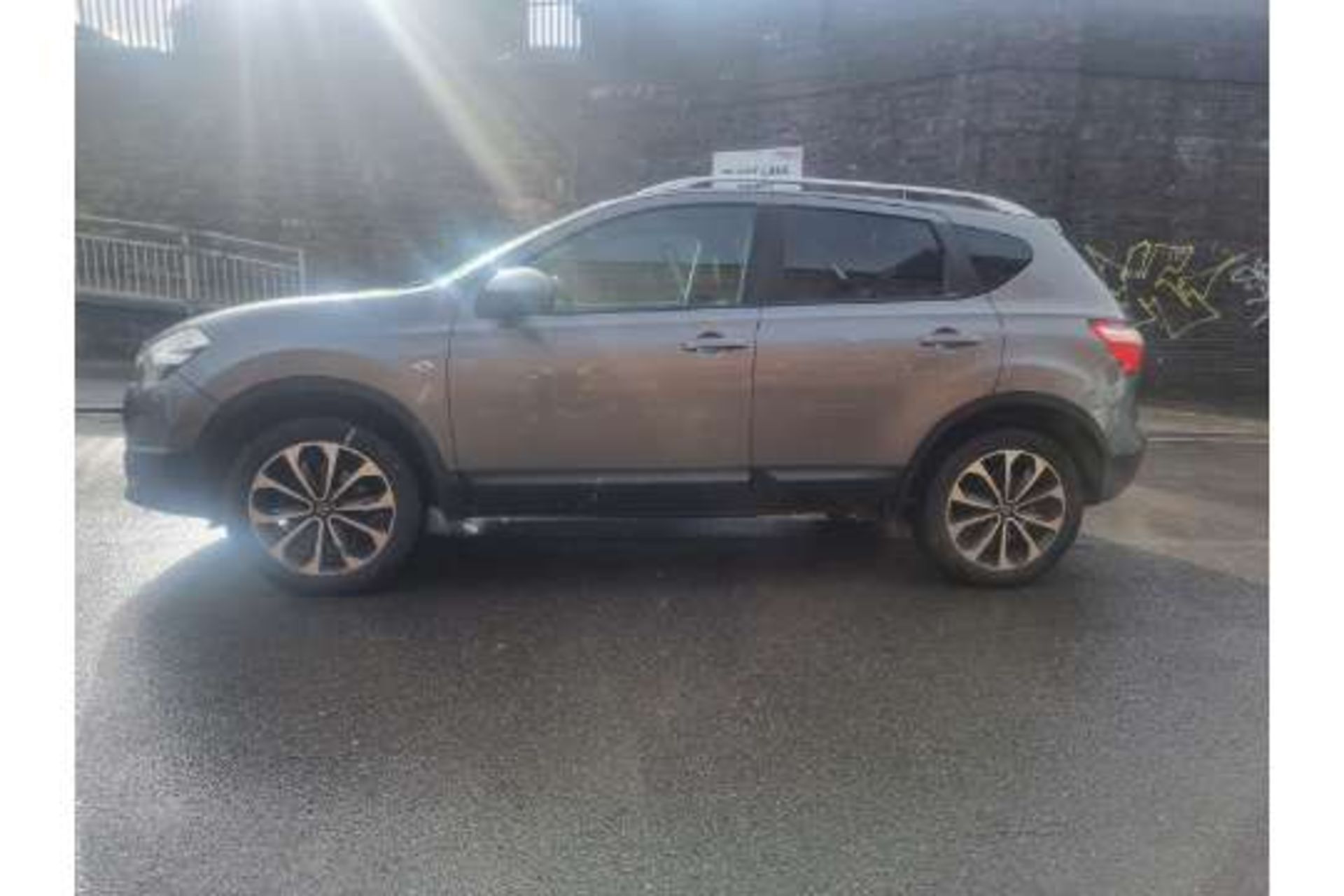 GF11 UZH NISSAN QASHQAI 1.6 117 N-TEC S/S Hatchback. Date of registration: 24/05/2011   Mileage: - Image 5 of 11