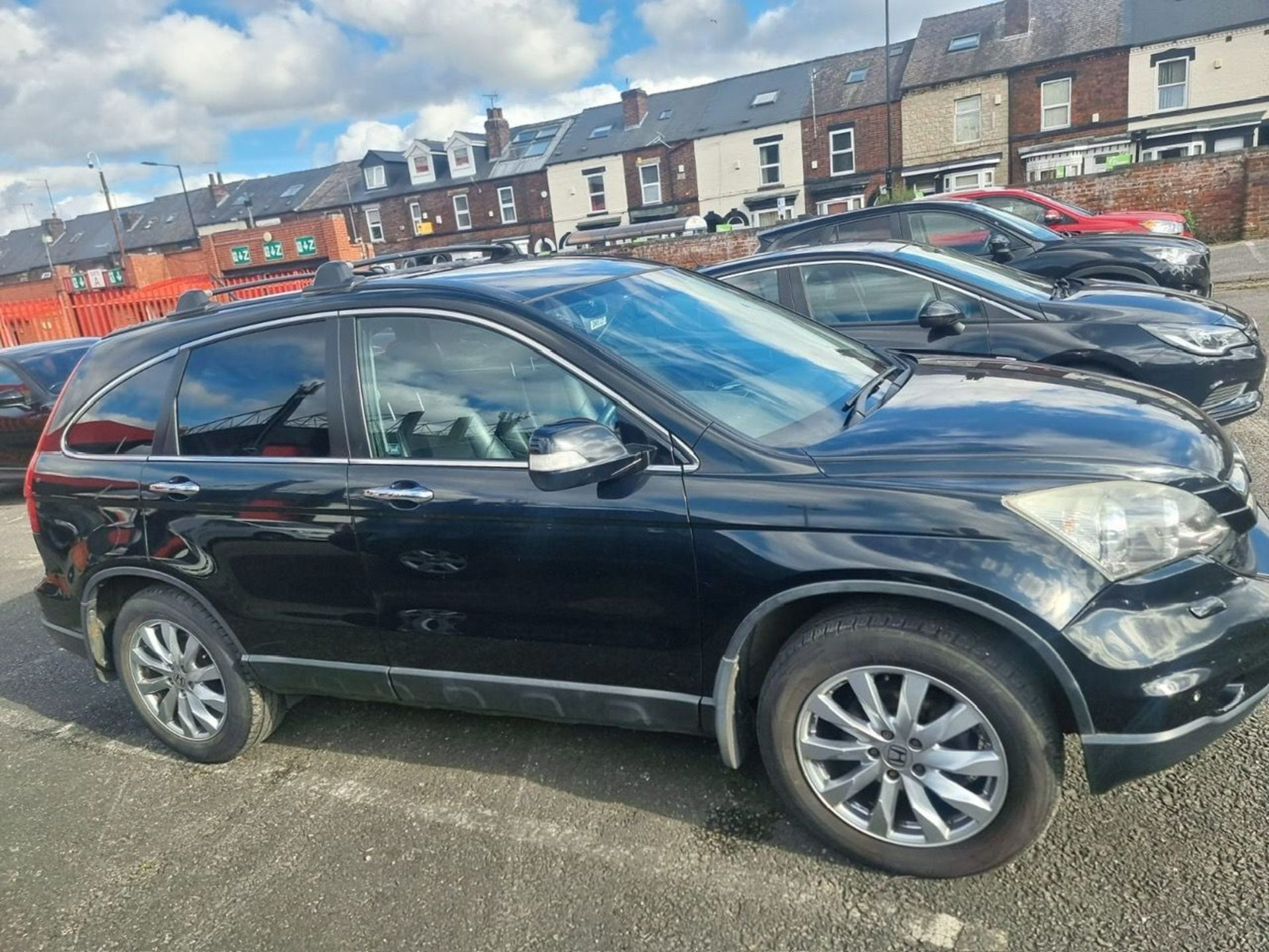 MK11 XSO HONDA CR-V 2.2 I-DTEC ES Estate. Date of registration:03/03/2011   Comes with 2 keys. MOT - Image 2 of 9