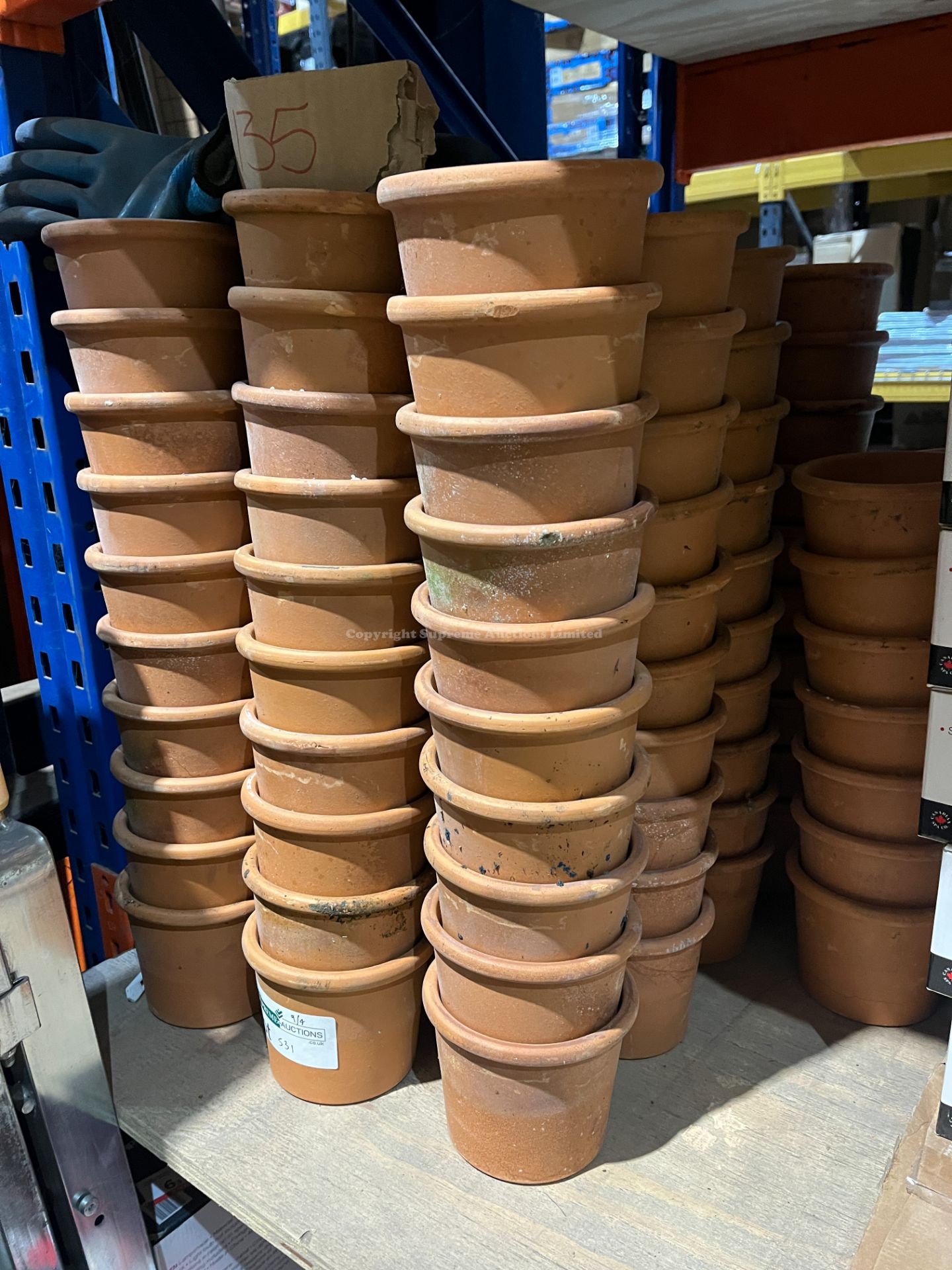 35x NEW TERRACOTA CLAY PLANT POTS. (INSL)