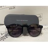BRAND NEW PAIR OF TOMMY HILFIGER KB7 SUNGLASSES S/R1