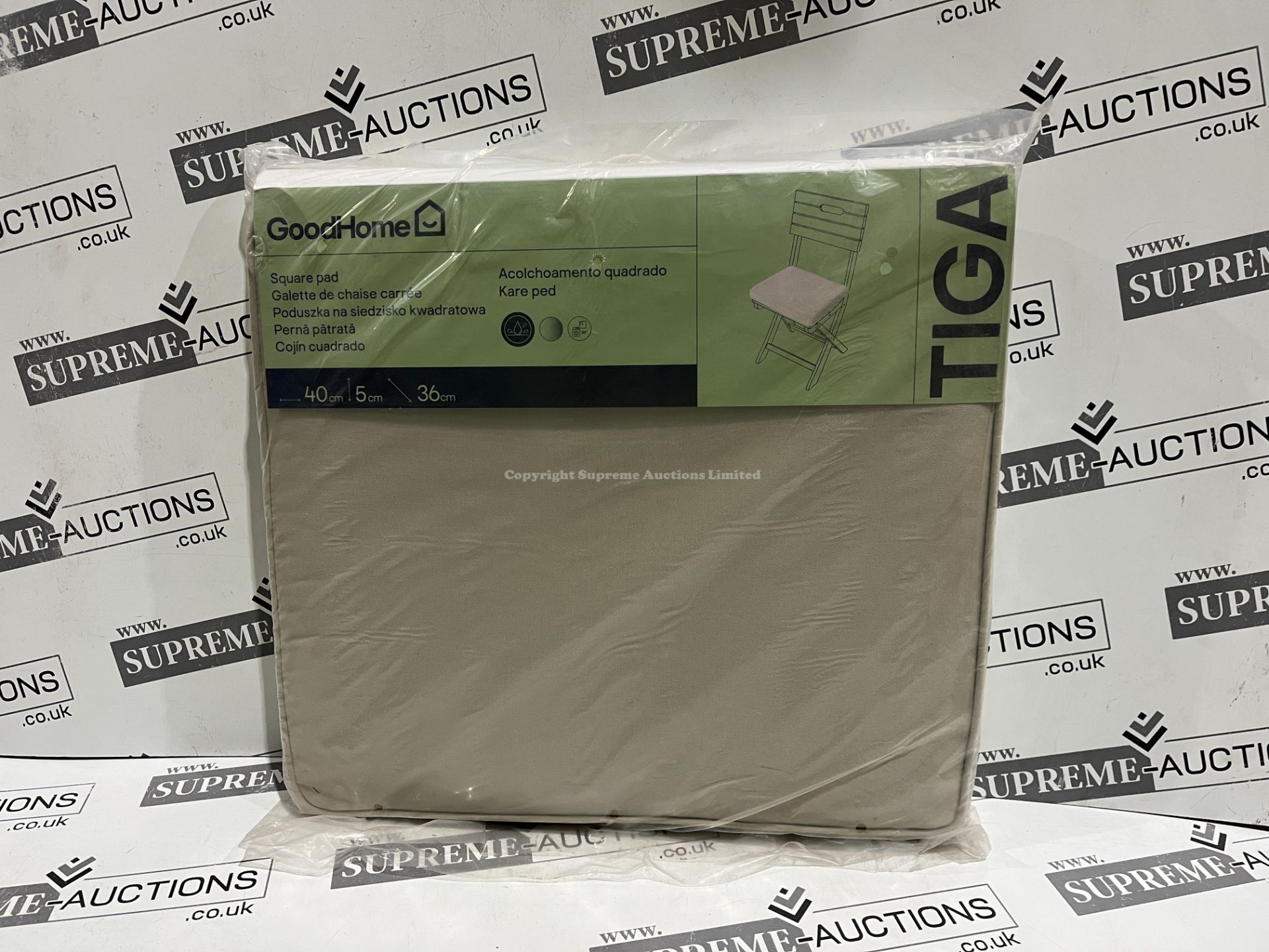20 X BRAND NEW ASSORTED SQUARE LUXURY SEAT PADS R9-5