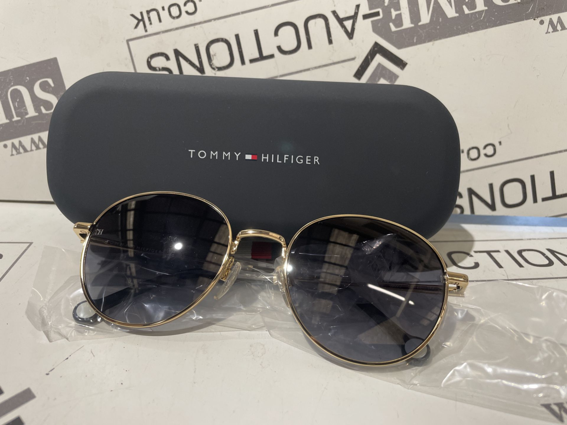 BRAND NEW PAIR OF TOMMY HILFIGER 1877/S ROSE GOLD SUNGLASSES S/R1