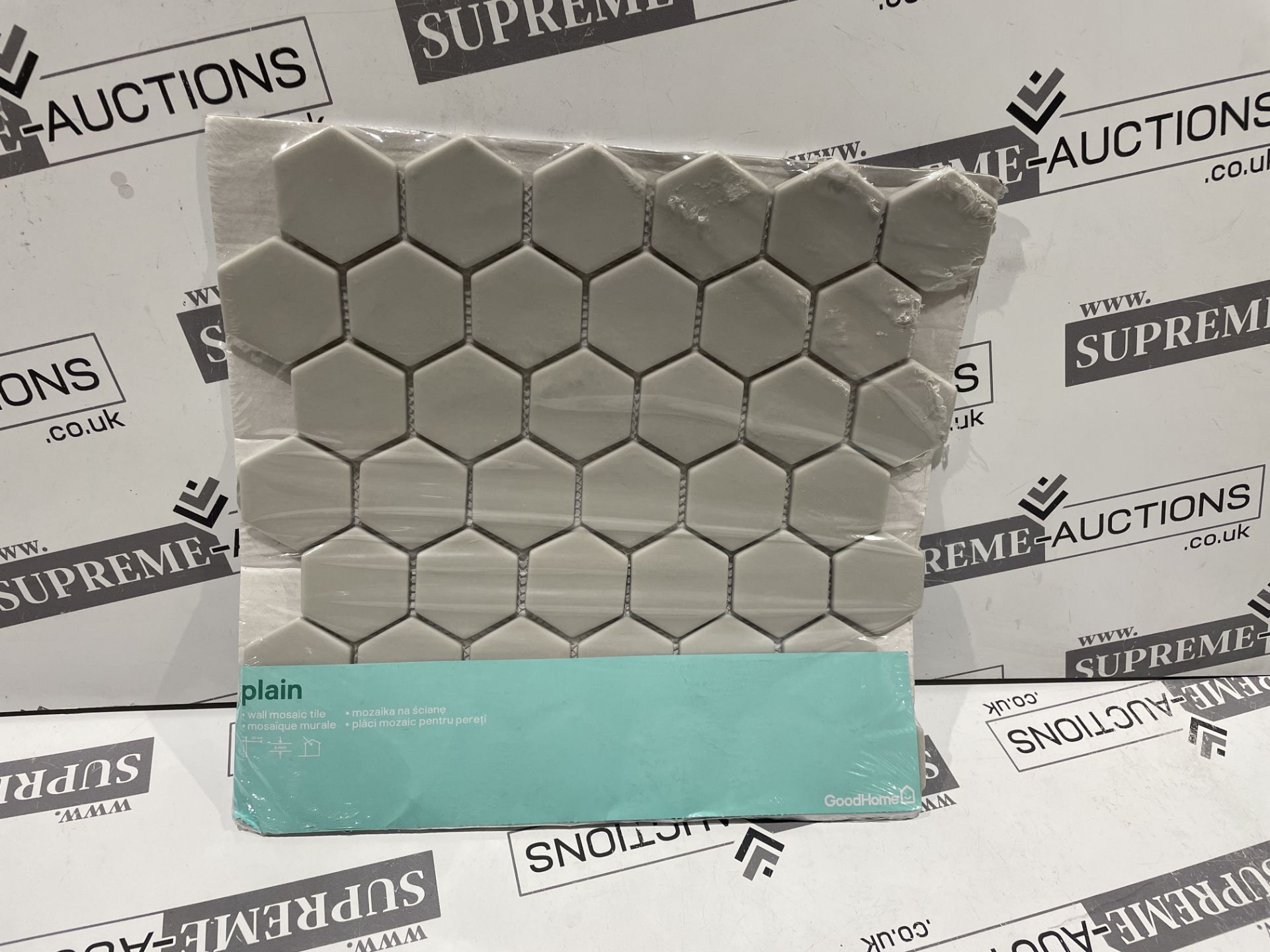 27 X BRAND NEW PLAIN GREY MOSAIC TILES R19-3