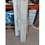 5 X PACKS OF BRISBANE GREY WOOD LAMINATE FLOORING. EACH PACK CONTAINS 1.996M2, GIVING THIS LOT A
