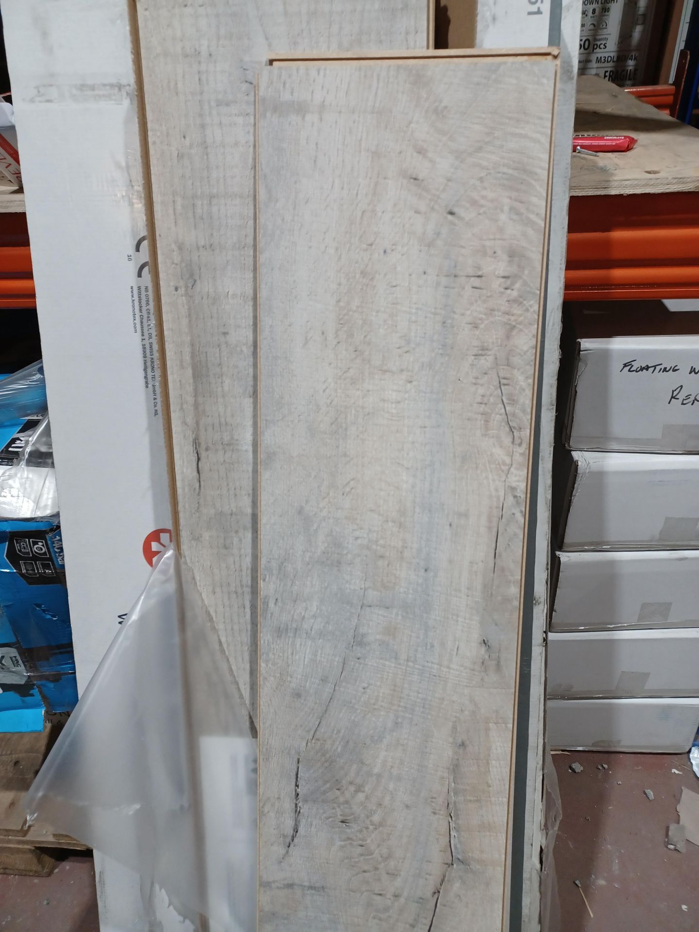 5 X PACKS OF BRISBANE GREY WOOD LAMINATE FLOORING. EACH PACK CONTAINS 1.996M2, GIVING THIS LOT A - Image 2 of 2