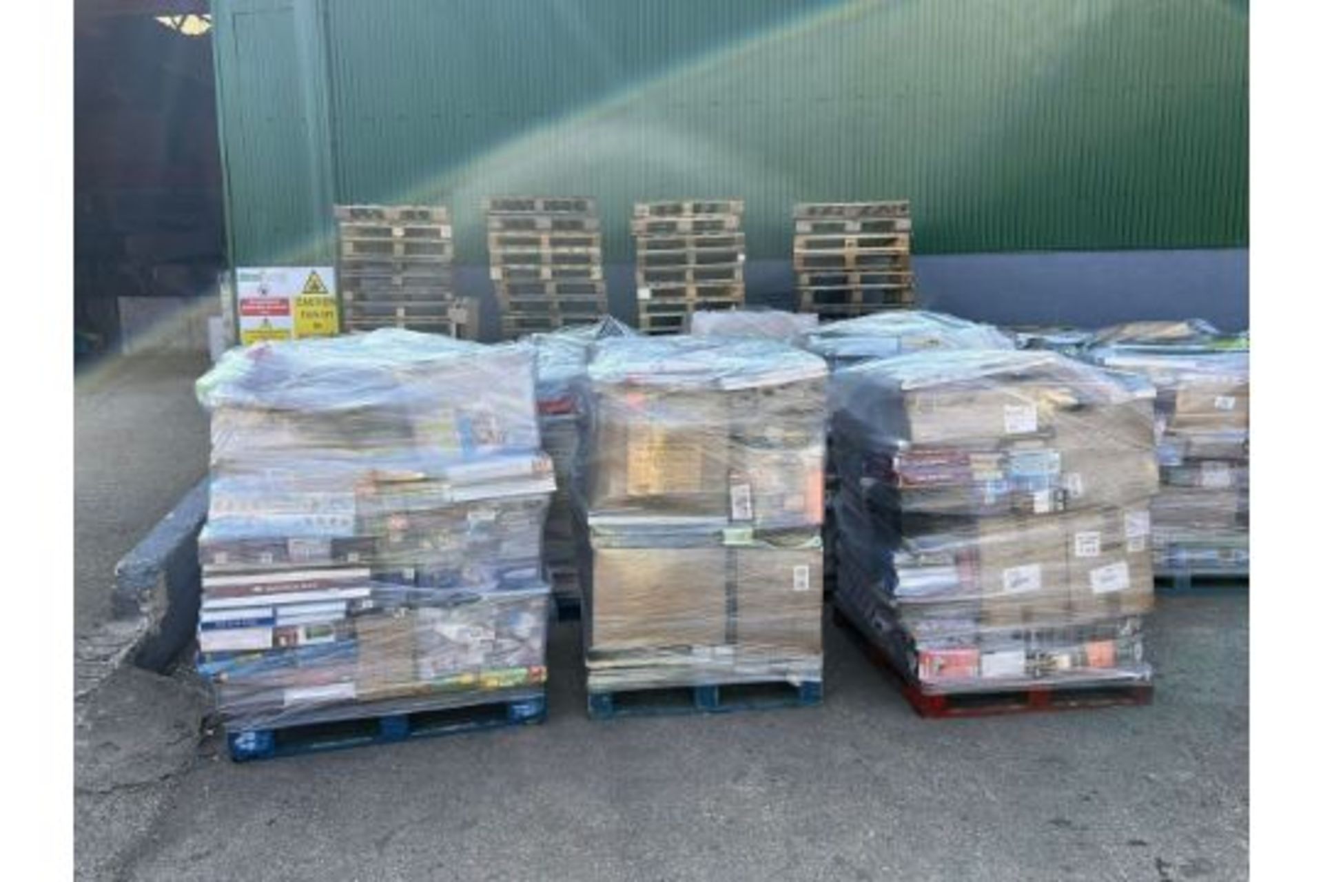 Large Pallet of Unchecked Supermarket Stock. Huge variety of items which may include: tools, toys, - Image 8 of 17