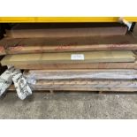 Mixed pallet of customer returns (ER30) Pallet may Contain: Various pieces of mixed furniture and