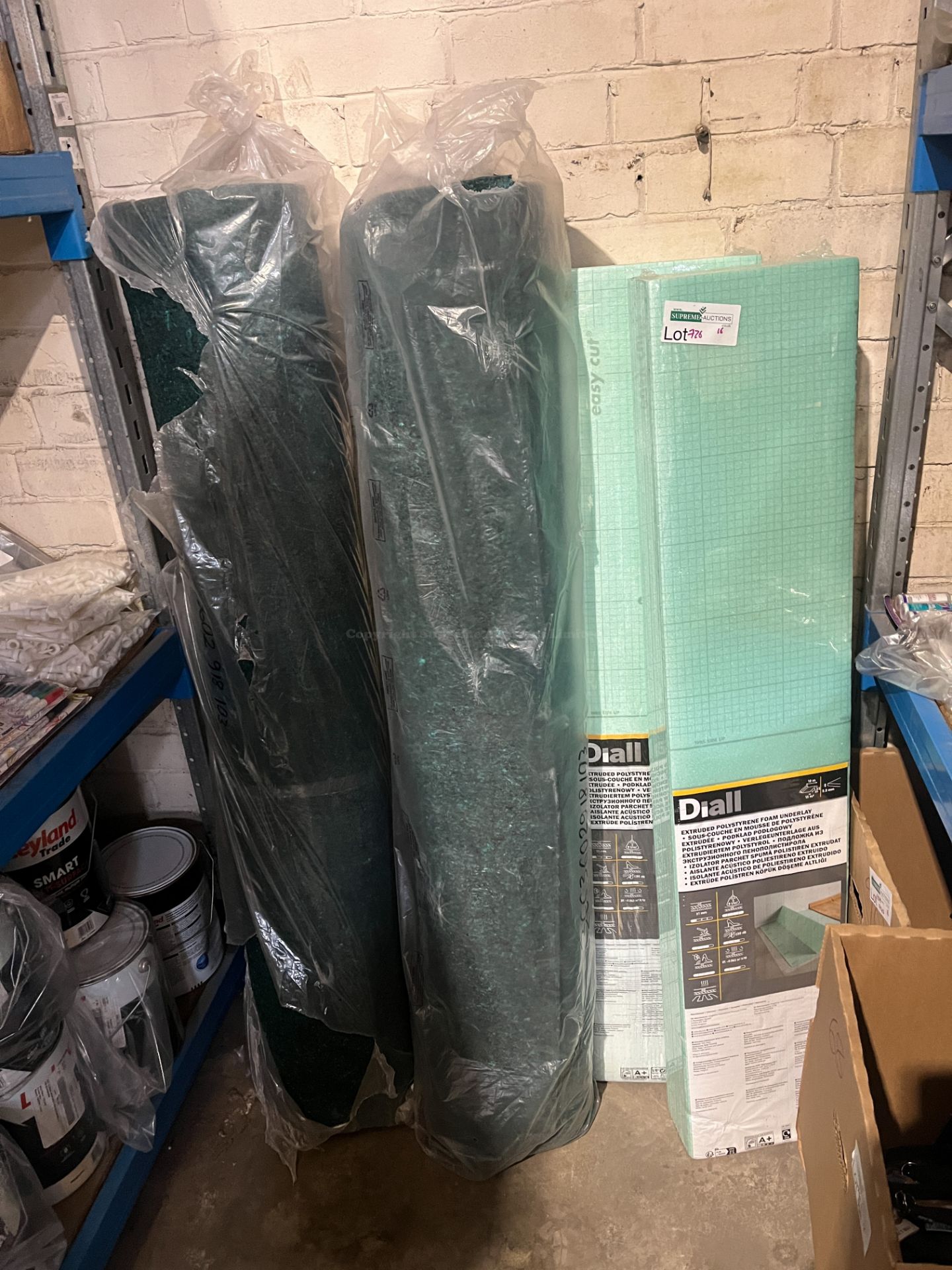 4 PIECE MIXED LOT INCLUDING FOAM AND CARPET UNDERLAY S1-13