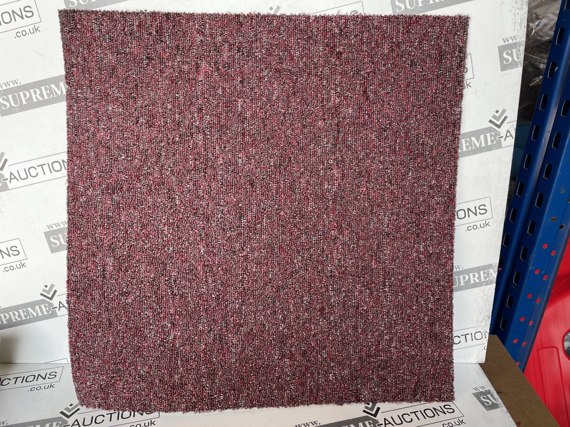 30 X BRAND NEW MALLOW 339 CLASSIC CARPET TILES R3.6