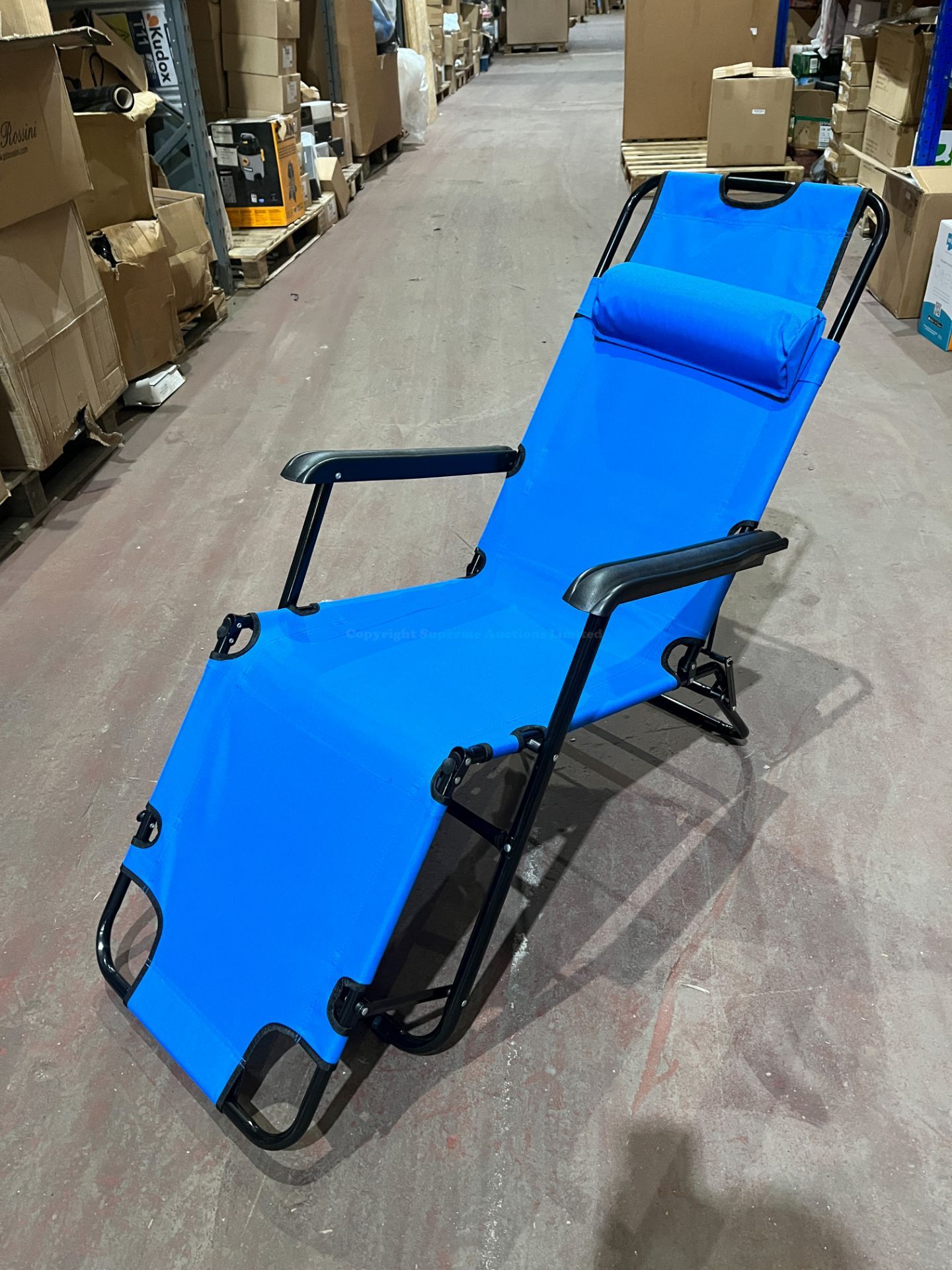 2 X BRAND NEW LUXURY BLUE PREMIUM SUN LOUNGERS R11-5