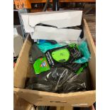 30 PIECE MIXED WORKWEAR LOT INCLUDING PACKS OF GLOVES, PACKS OF SAFETY SPECTACLES, JACKETS ETC R15-