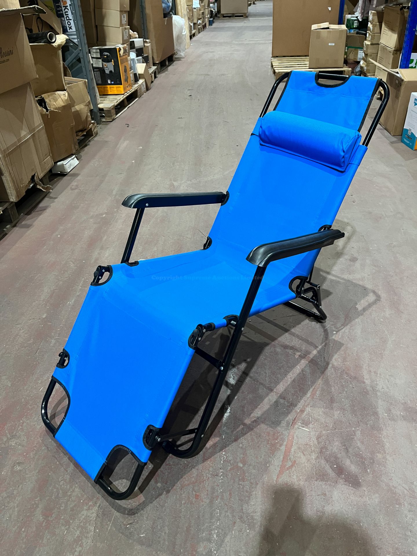 2 X BRAND NEW LUXURY BLUE PREMIUM SUN LOUNGERS R11-5