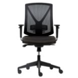 BRAND NEW BLACK SYCHRON MESH OFFICE CHAIR WITH ARMRESTS RRP £269 R15-9