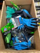 70 X BRAND NEW PAIRS OF ASSORTED WORK GLOVES IN VARIOUS DESIGNS AND SIZES R15-7