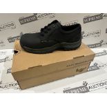 6 X BRAND NEW PAIRS OF DR MARTENS HAWK BLACK WORK SHOES SIZE 6 R10-7