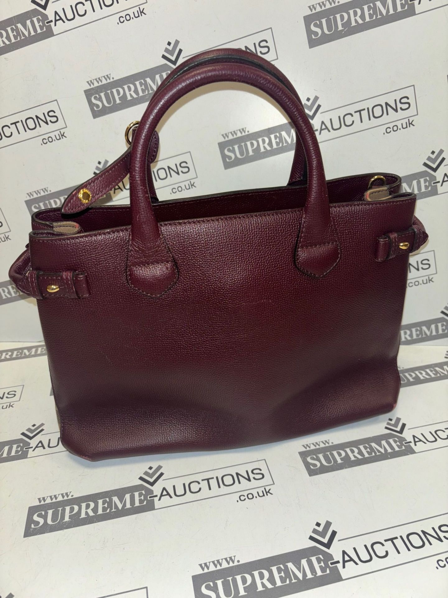 Genuine Burberry Banner In Leather And House Check Mahogany Red Bag. RRP £1,090.00. A structured - Image 8 of 9