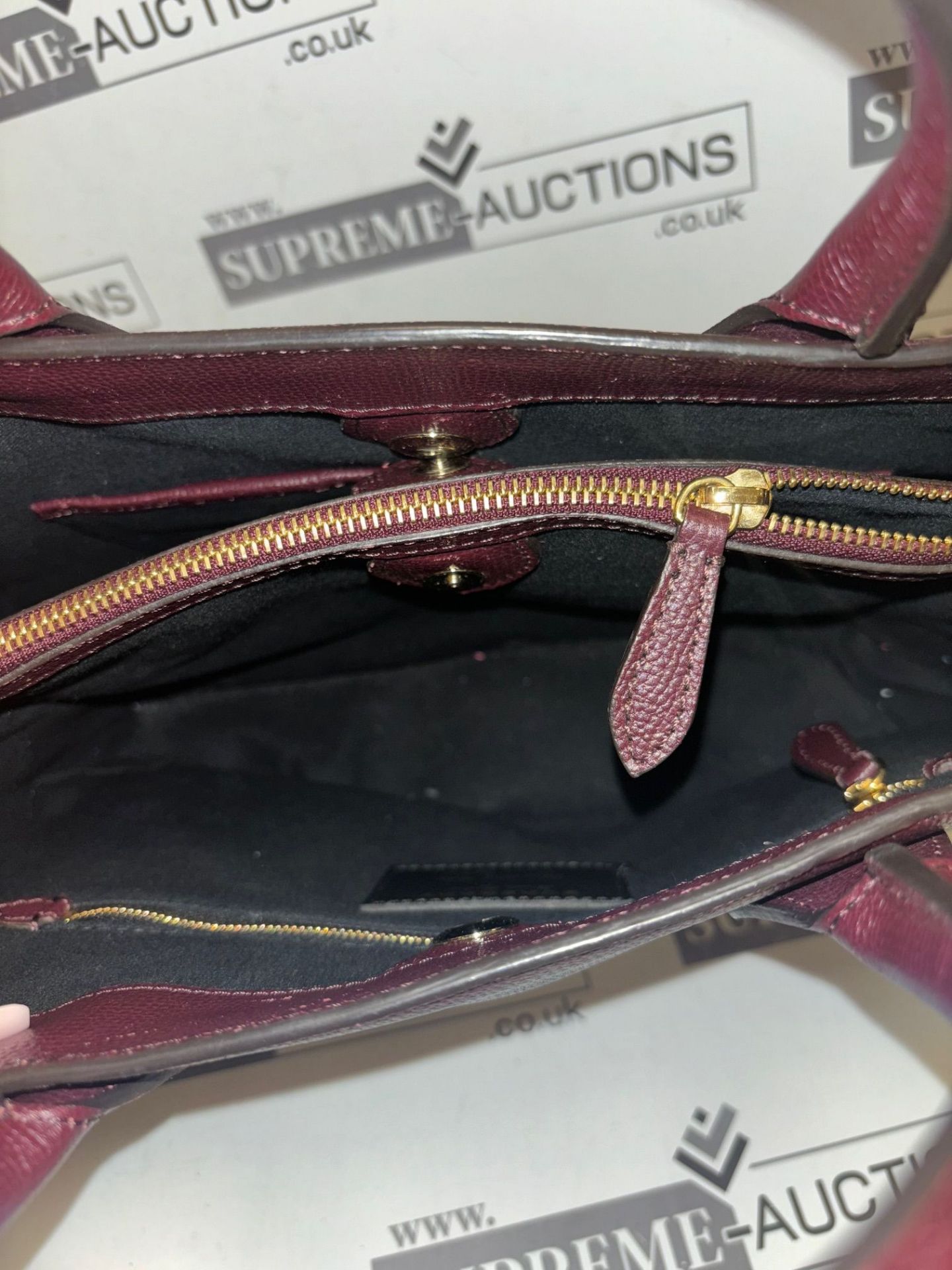Genuine Burberry Banner In Leather And House Check Mahogany Red Bag. RRP £1,090.00. A structured - Image 9 of 9