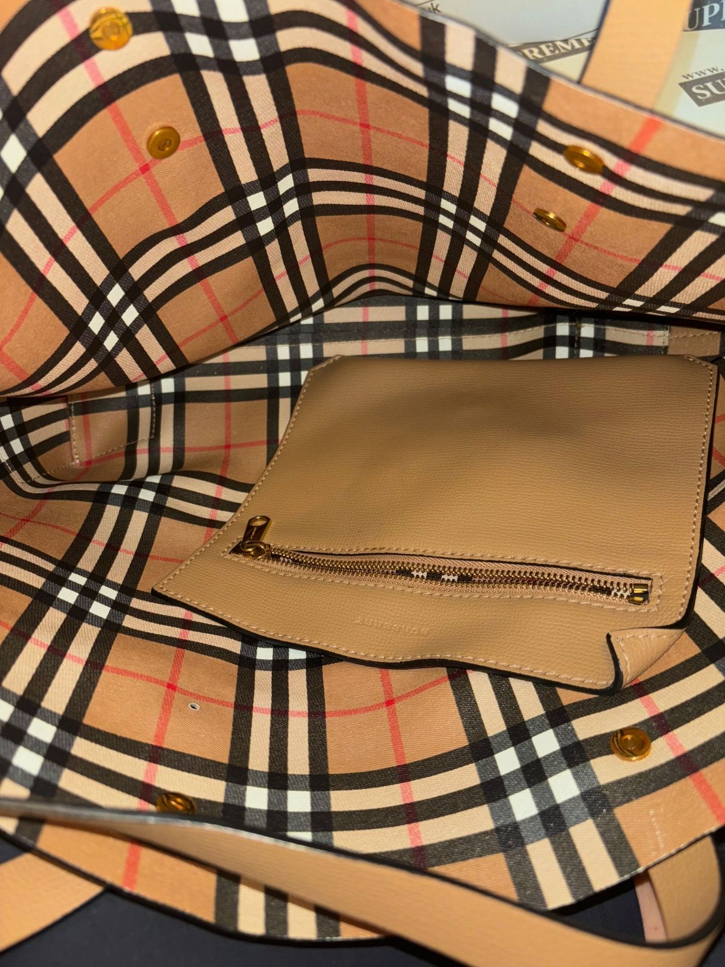 Genuine Burberry Beige Tote Heymarket. RRP £1,692. This shopper tote from Burberry is a timeless - Image 9 of 9