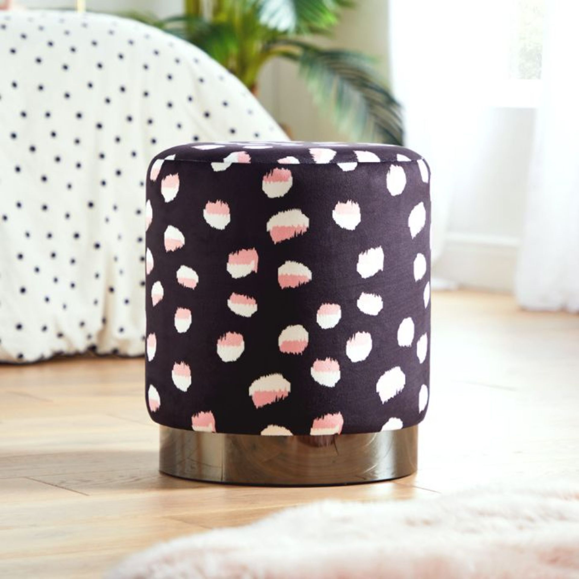 4 X NEW & BOXED BEAUTIFY SAKURA FLORAL FOOTSTOOL (4000436) RRP £49.99 EACH. FINISHED IN A JAPANESE