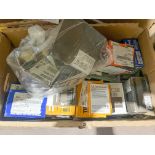 50 PIECE MIXED DIY LOT INCLUDING WOODSCREWS, TURBO GOLD SCREWS, CONCRETE SCREWS ETC R9-17