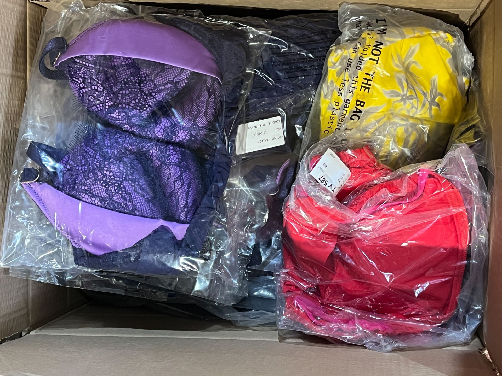 12 PIECE MIXED BRANDED SWIMWEAR LOT IN VARIOUS STYLES AND SIZES LPT