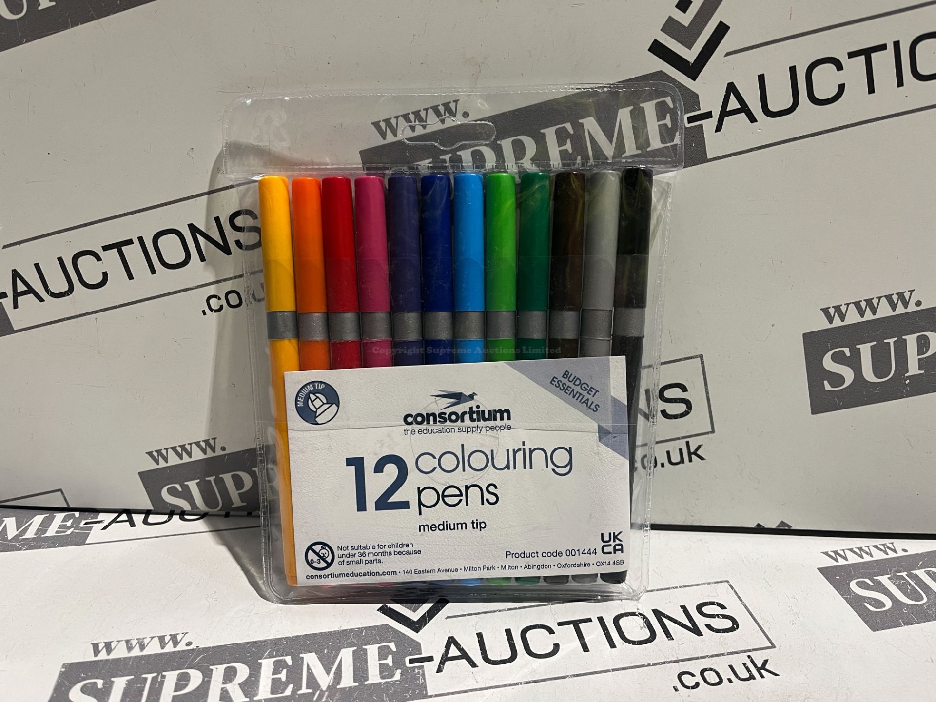 32 X BRAND NEW PACKS OF 12 ASSORTED MEDIUM TIP COLOURING PENS R3-8