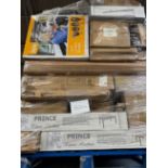 Mixed pallet of customer returns (ER) Pallet may Contain: Outdoor Furniture / Blankets / Accessories