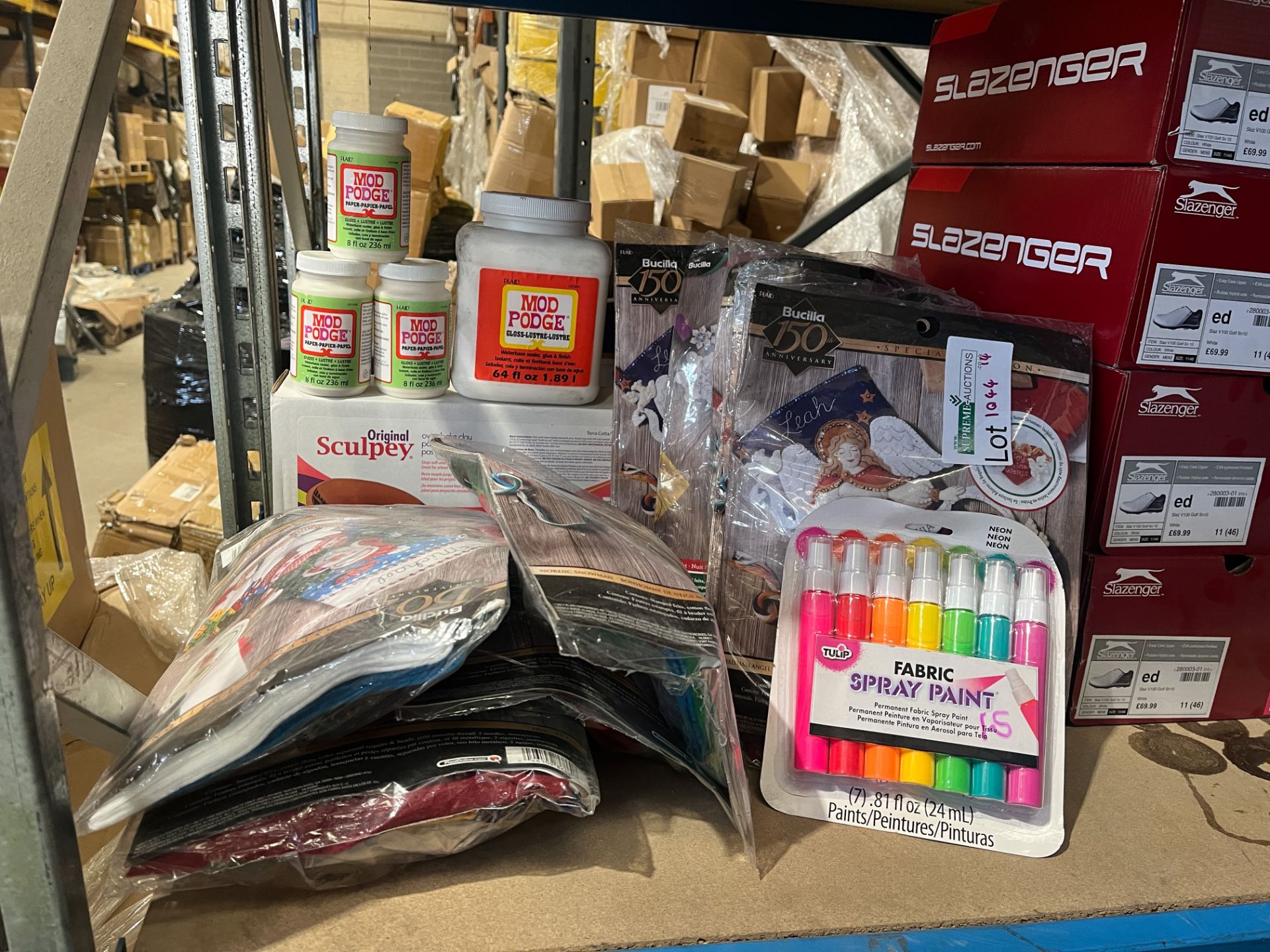 MIXED CRAFT LOT INCLUDING MOD PODGE, FABRIC SPRAY PAINT SETS, CHRISTMAS ANGEL CRAFT KITS ETC S1-15