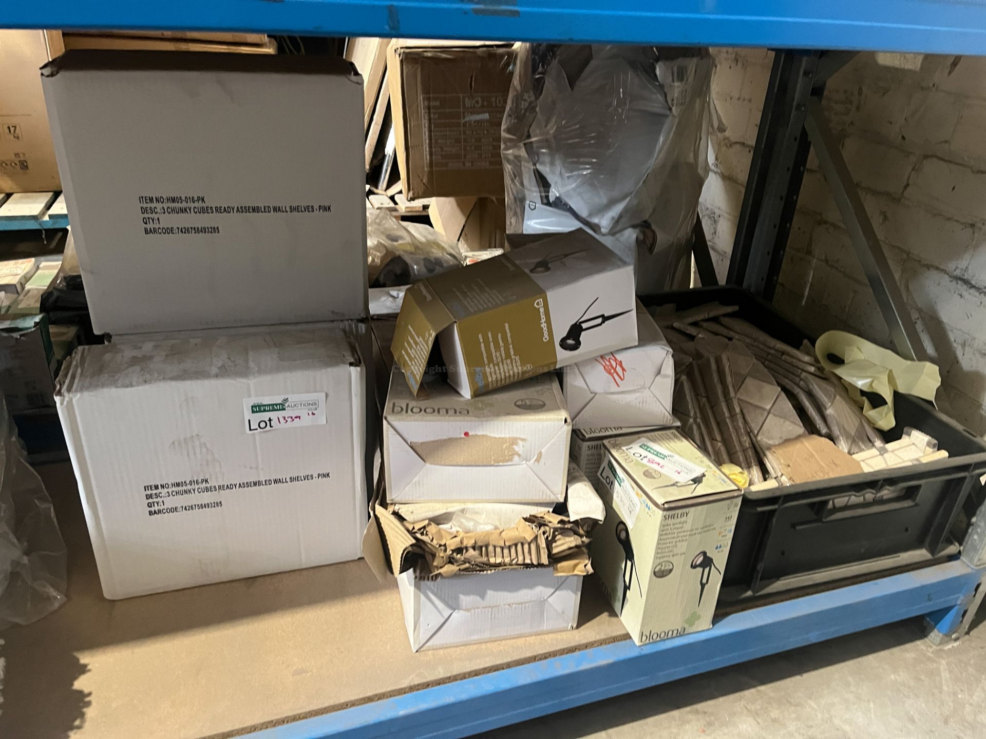 MIXED LOT INCLUDING LIGHTING, MOSAIC TILES, CUBE SHELVING ETC S1-8