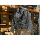 50 X BRAND NEW SUIT JACKETS IN VARIOUS SIZES R11-12