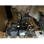 MIXED LOT INCLUDING LANTERNS, SMARTPHONE PROJECTORS, GAMES, CONTAINERS ETC R10-7