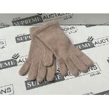 160 X BRAND NEW PAIRS OF PALE PINK WOOLY GLOVES R9-2