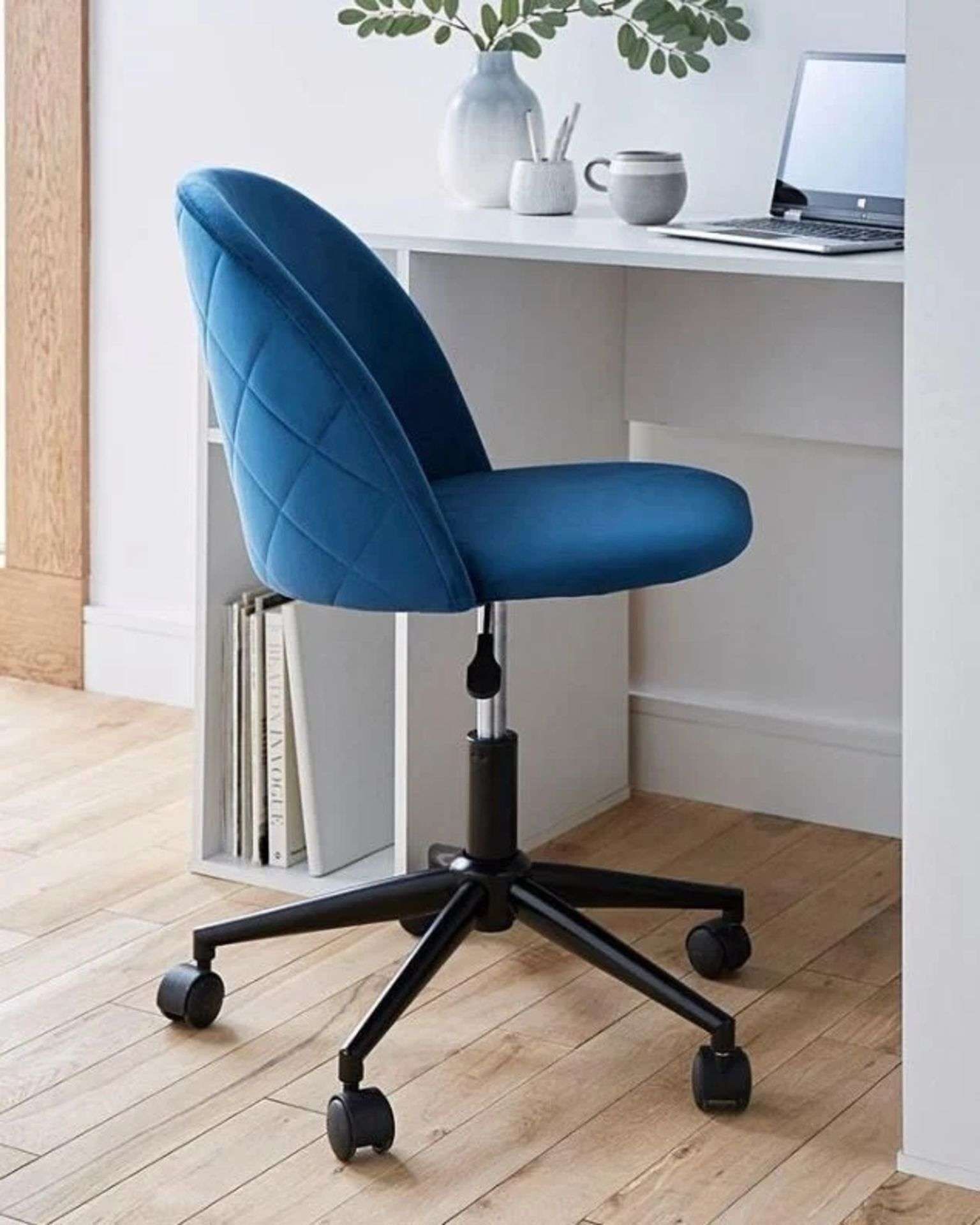 BRAND NEW KLARA NAVY AND OAK EFFECT OFFICE CHAIRS R10-10