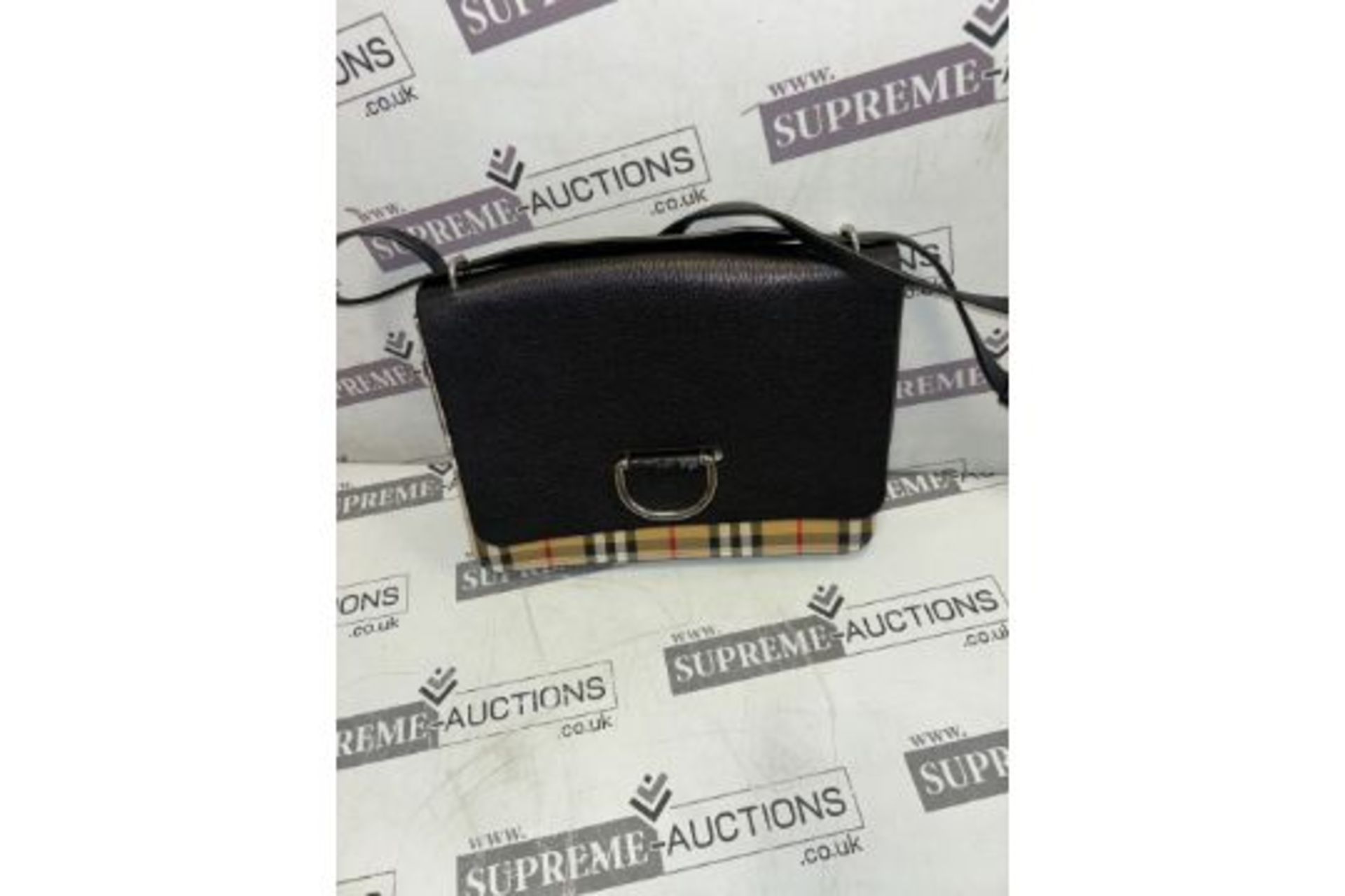 Genuine Burberry Envelope Cross Body Check Detail cross body bag. 27x20cm. 29/28