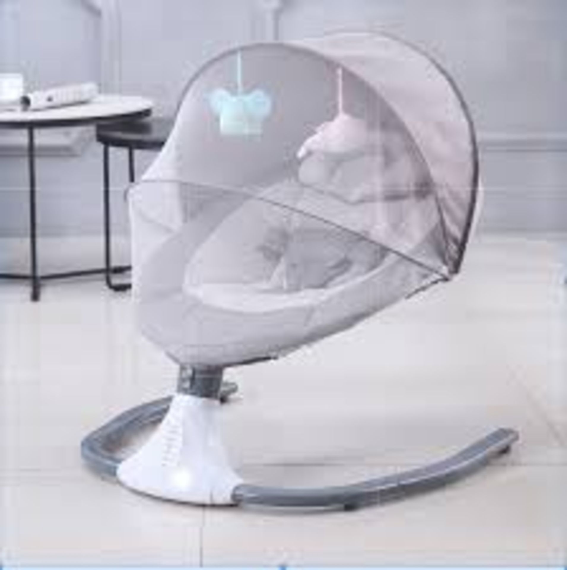 BRAND NEW SMART ELECTRIC BABY SWING ROCKING CHAIR RRP £179 R9-5