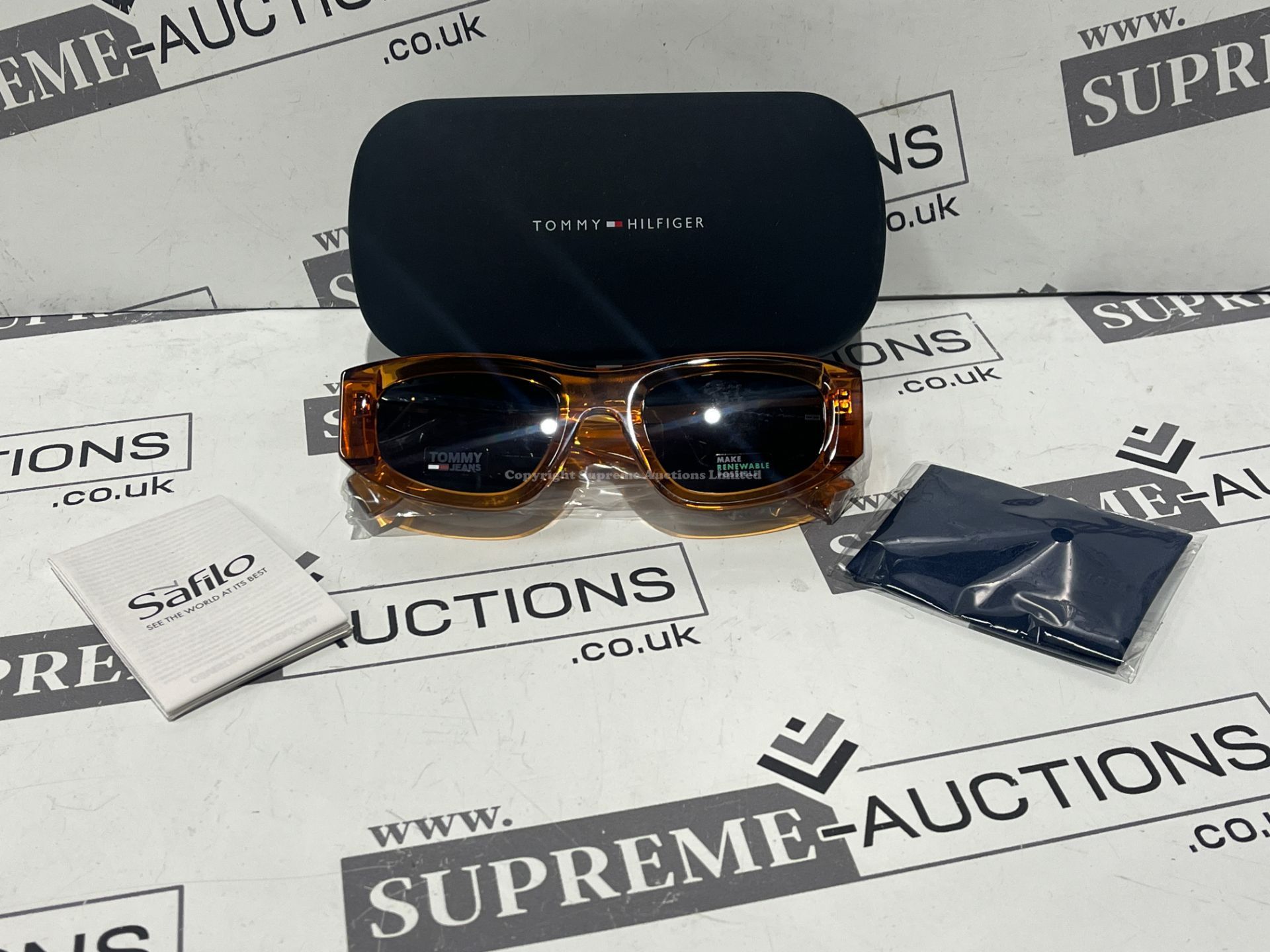 BRAND NEW PAIR OF TOMMY HILFIGER ORANGE SUNGLASSES S/R1