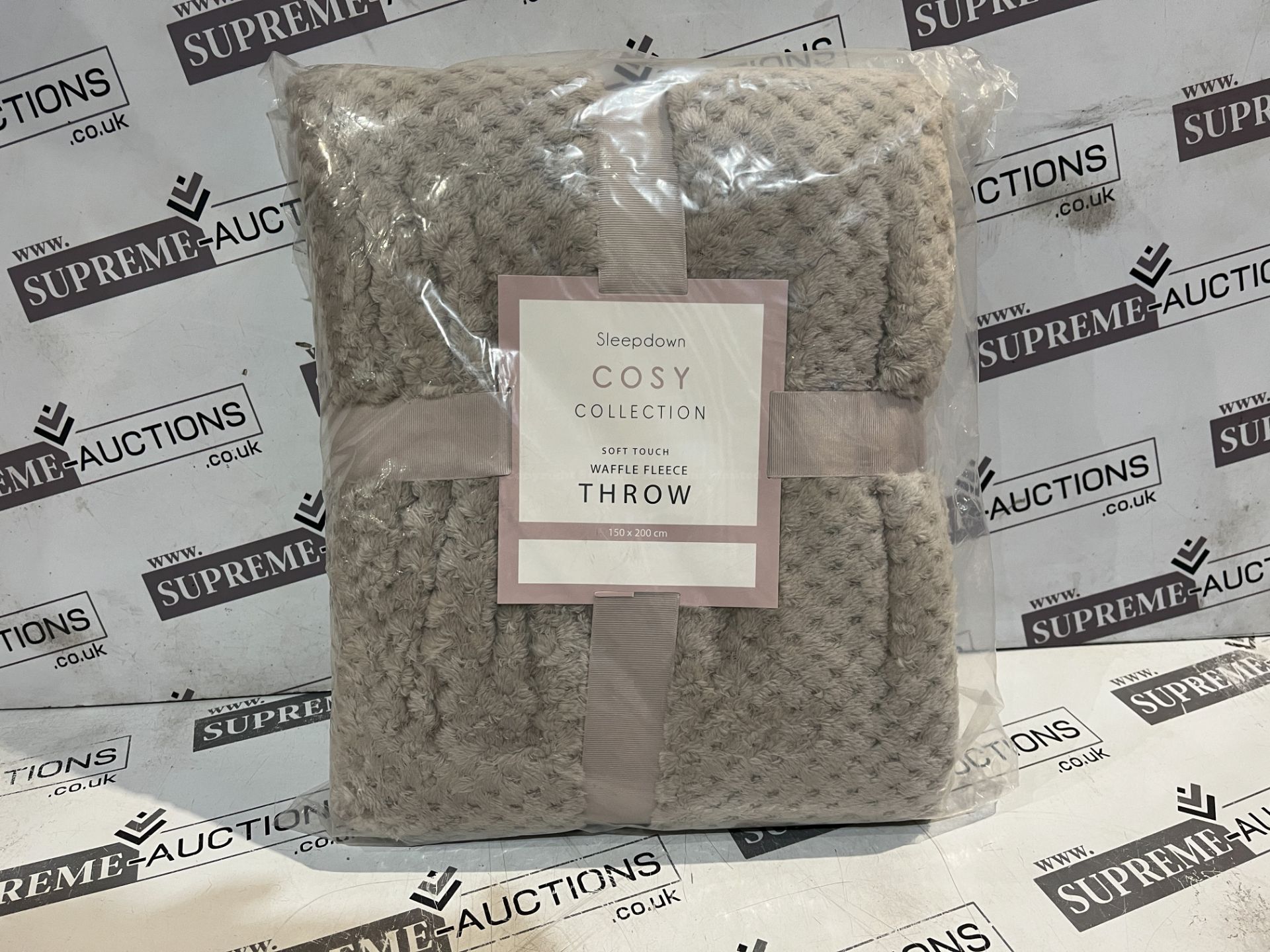 4 X BRAND NEW SLEEPDOWN COSY COLLECTION SOFT ROUCH WAFFLE FLEECES 150 X 200CM R16-4