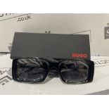 BRAND NEW PAIR OF HUGO BOSS WOMENS BLACK SUNGLASSES S/R1