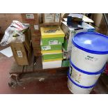 MIXED LOT INCLUDING FRYING PANS, LIGHTS, WATER BASED STRUCTURAL ADHESIVE ETC R16-11