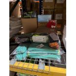 LARGE MIXED LOT INCLUDING HONGRAY DISPOSABLE GLOVES, SKYTEC WORK GLOVES ETC R9-6