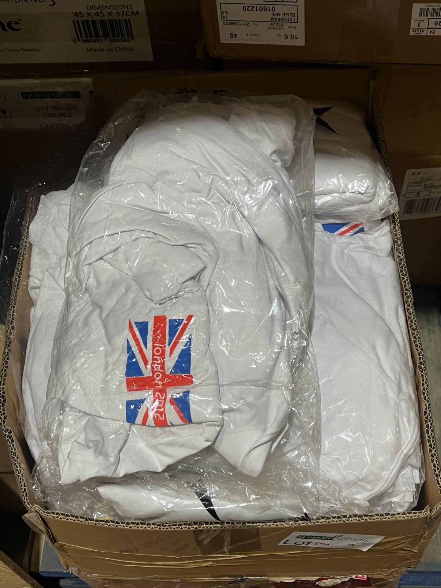 180 X BRAND NEW WHITE OLYMPICS T SHIRTS SIZE MEDIUM R11-9