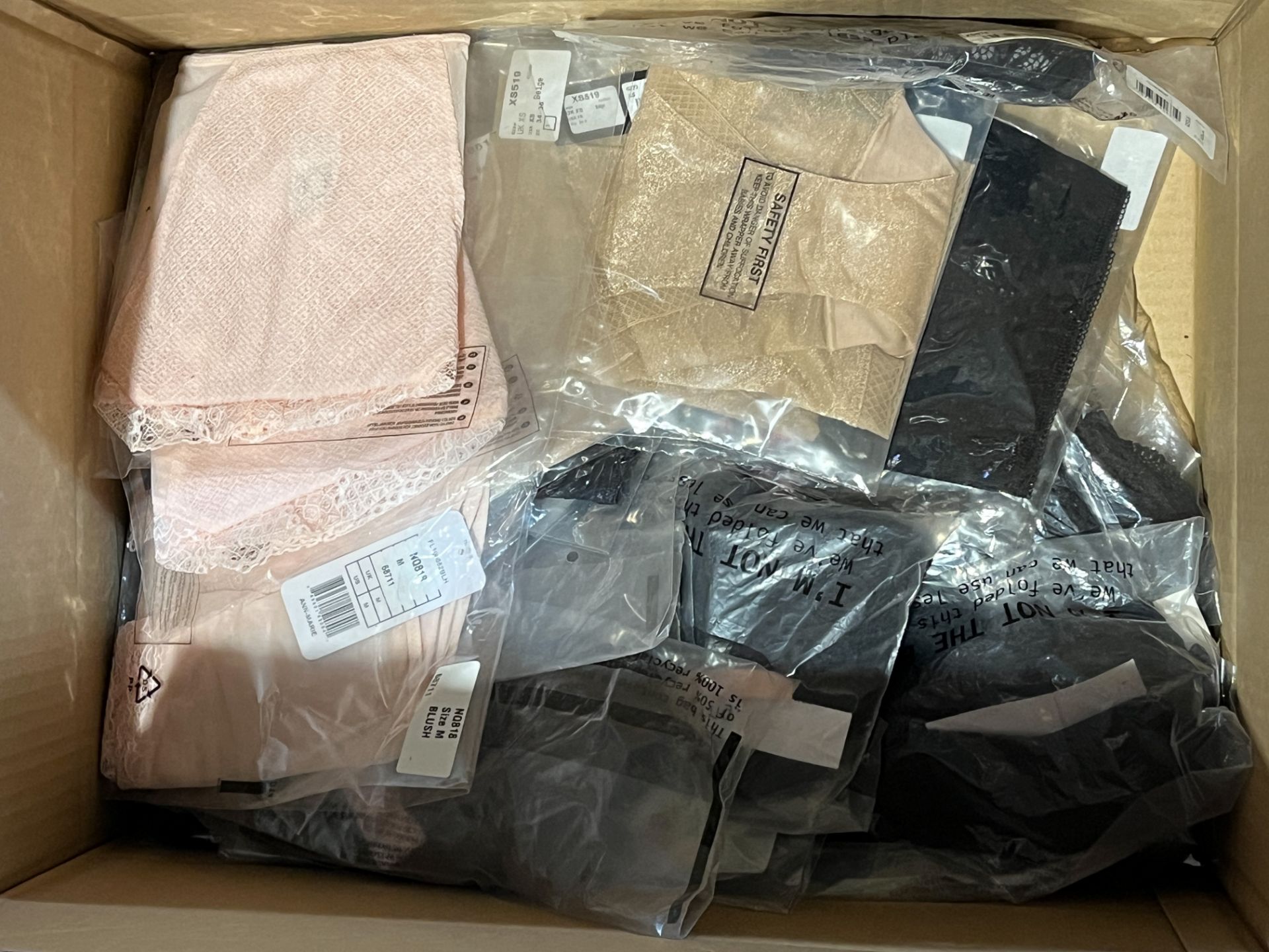 12 X BRAND NEW BRANDED BRIEFS LOT IN VARIOUS BRANDS AND SIZES LPT