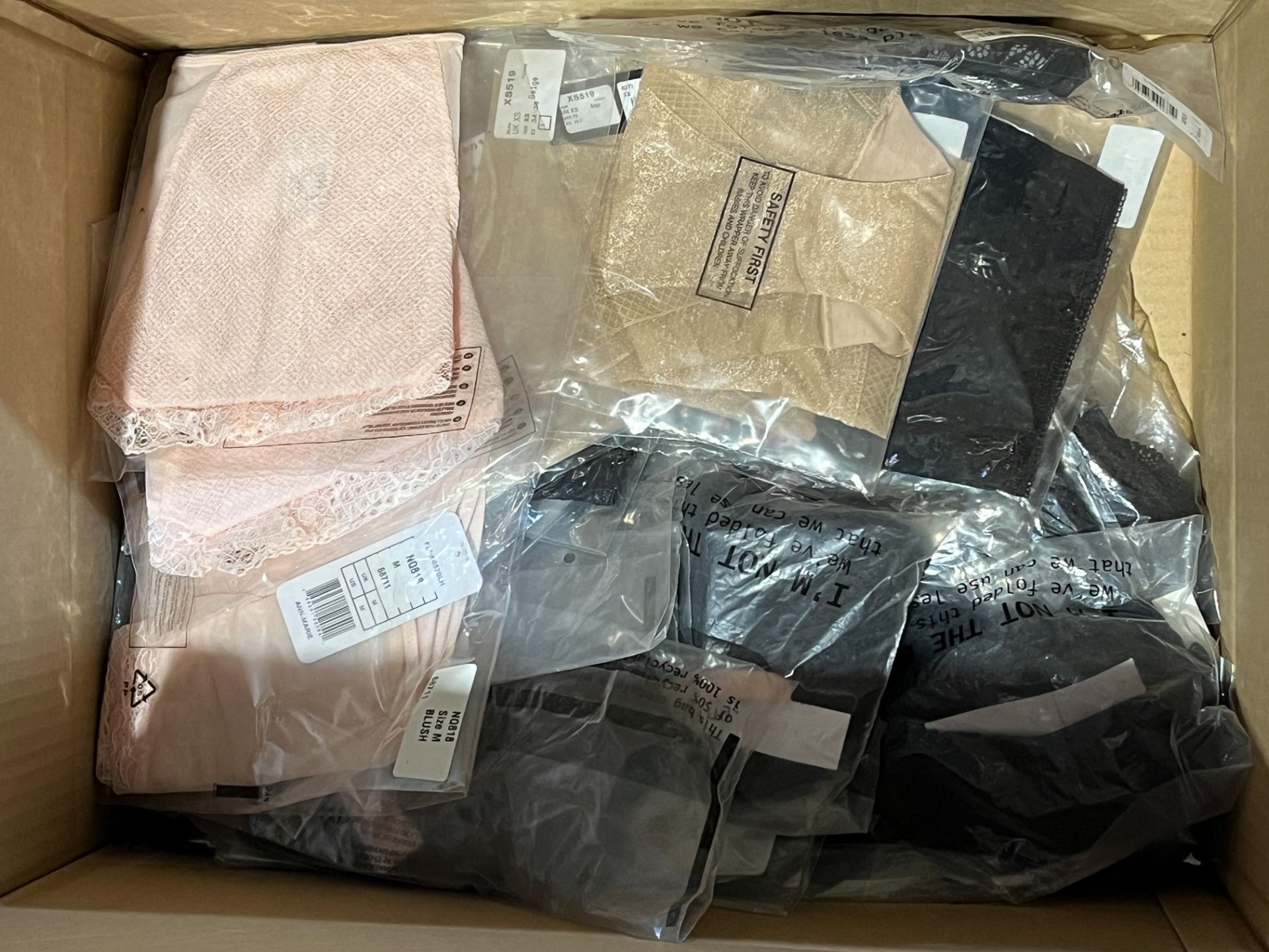 12 X BRAND NEW BRANDED BRIEFS LOT IN VARIOUS BRANDS AND SIZES LPT