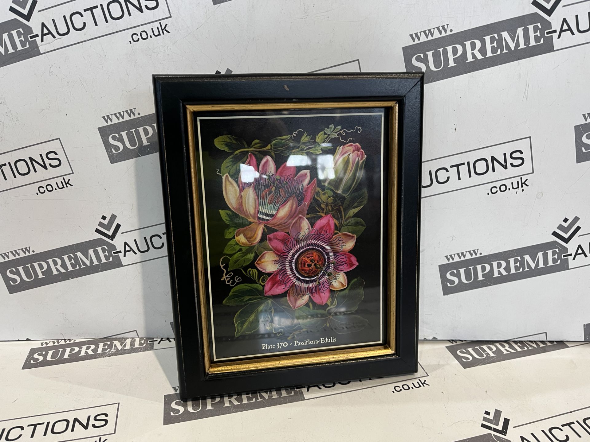 30 X BRAND NEW MODERN PHOTO FRAMES R16-1