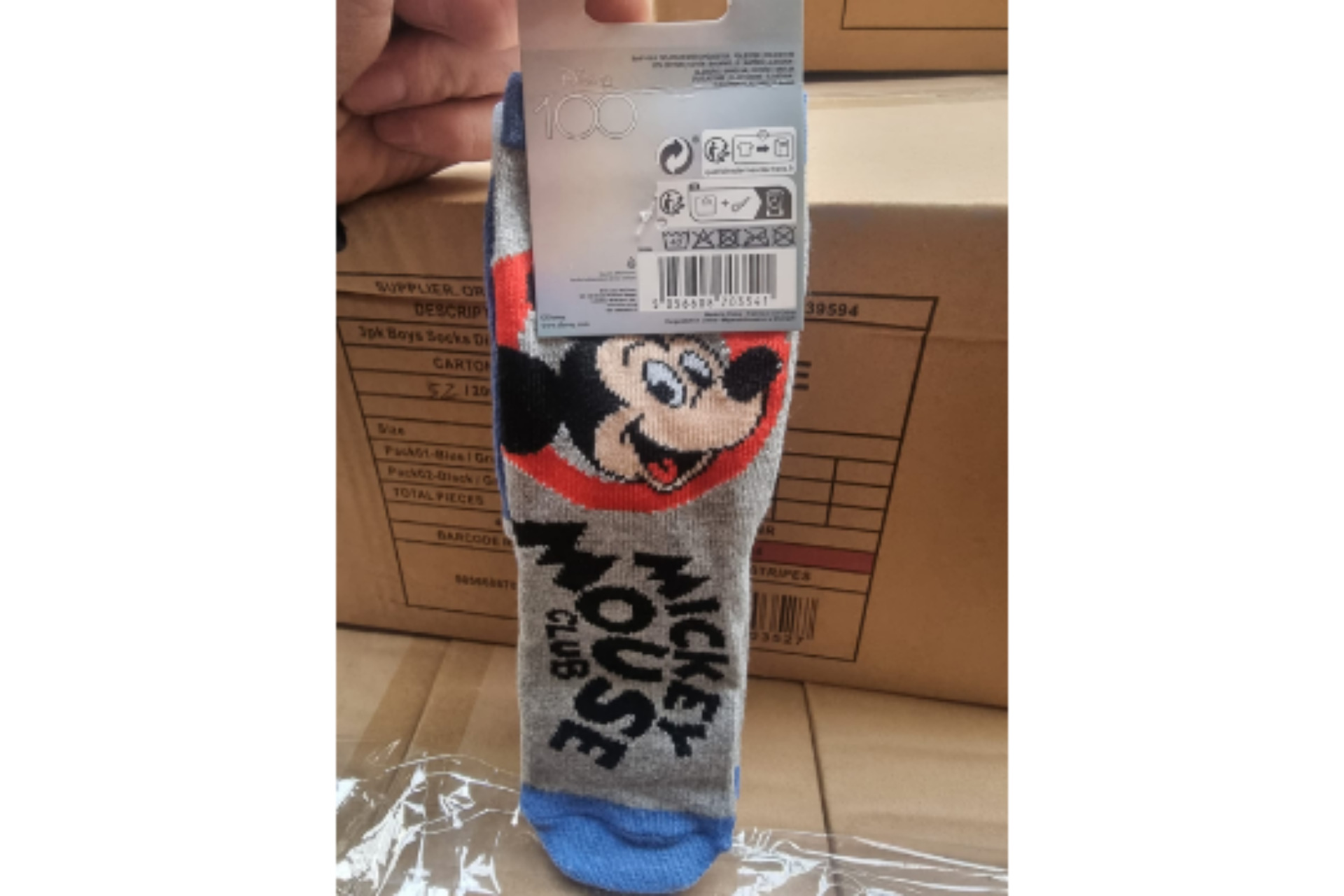 25 X BRAND NEW PACKS OF 3 PAIRS OF MICKEY MOUSE CHILDRENS SOCKS DB