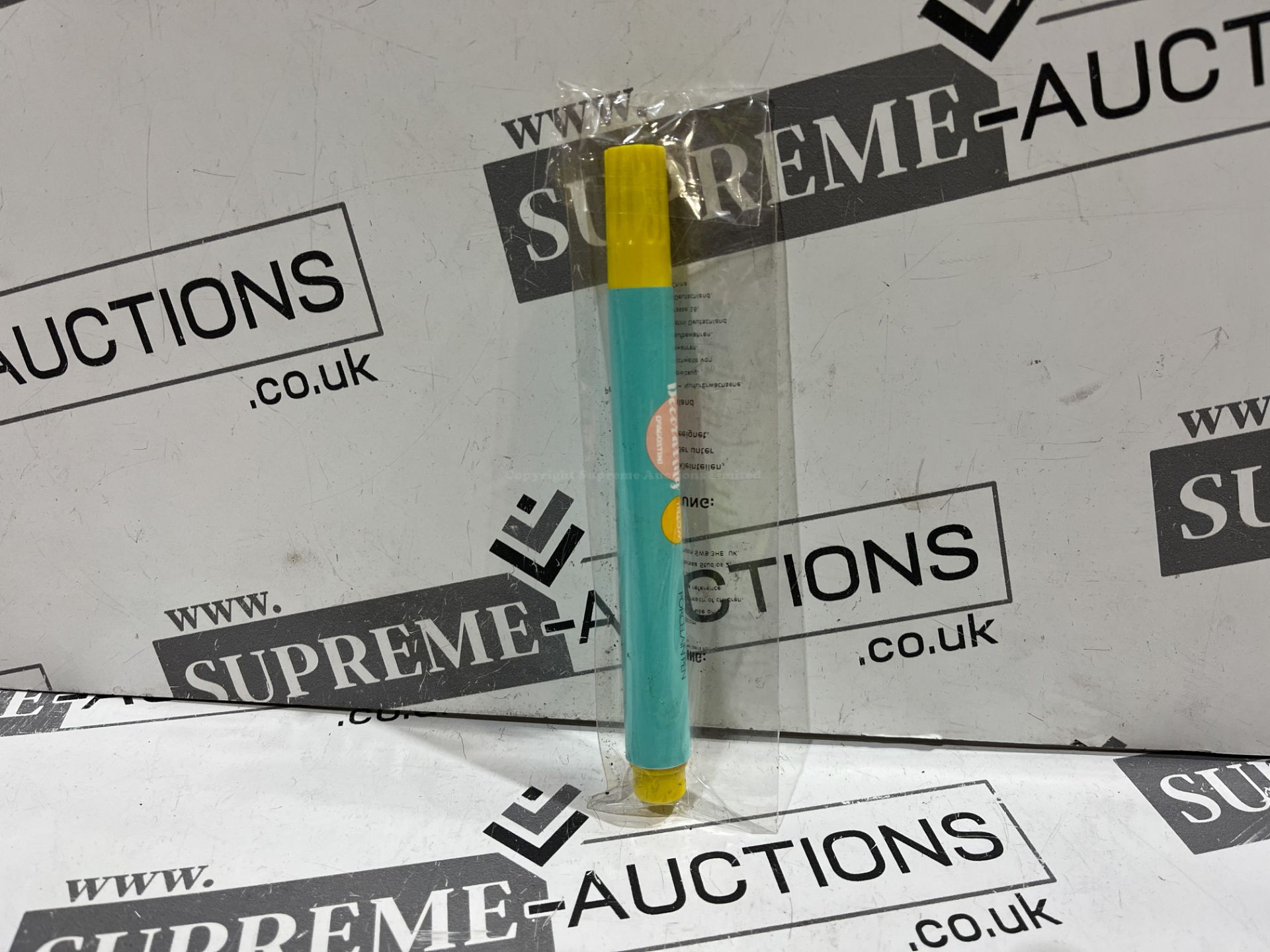 300 X BRAND NEW SIMPLE HOME NEON YELLOW PORCELAIN PENS R16-9