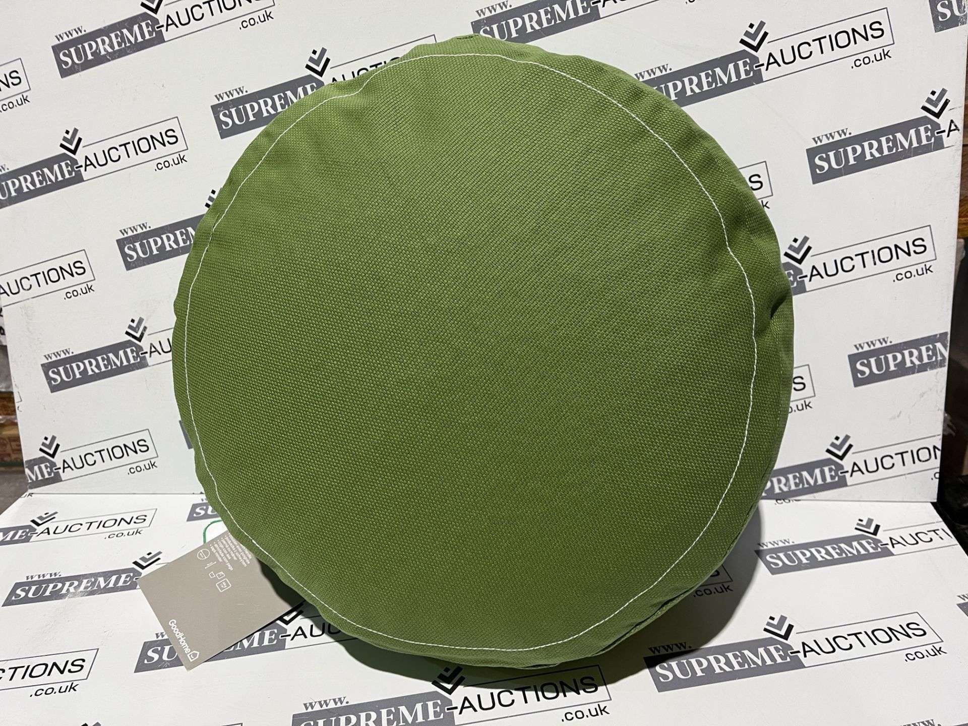 20 X BRAND NEW KISIRA ROUND LUXURY CUSHIONS WITH HANDLE R12/13