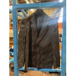 44 X BRAND NEW SUIT JACKETS IN VARIOUS SIZES R11-9