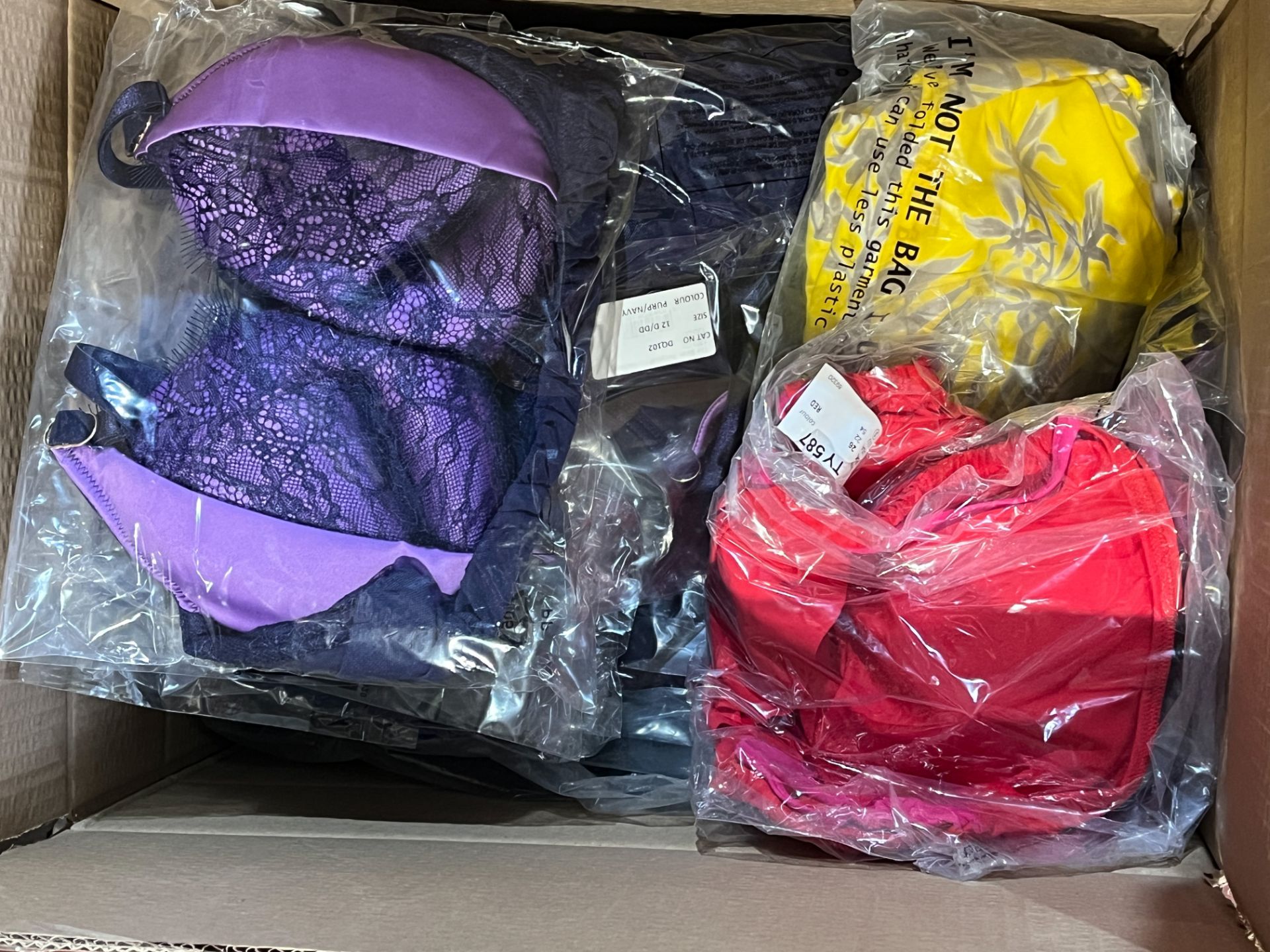 11 PIECE MIXED BRANDED SWIMWEAR LOT IN VARIOUS STYLES AND SIZES LPT